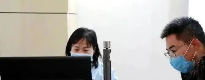 注意啦！交警提醒，2025年起这几类老年人不用参加三力测试！持有长期有效驾驶证，