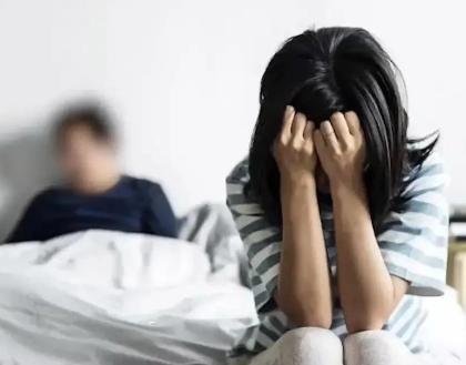 某男子先与一名女子发生了三次性行为，每次给付110元，合计支出330元，随后，他