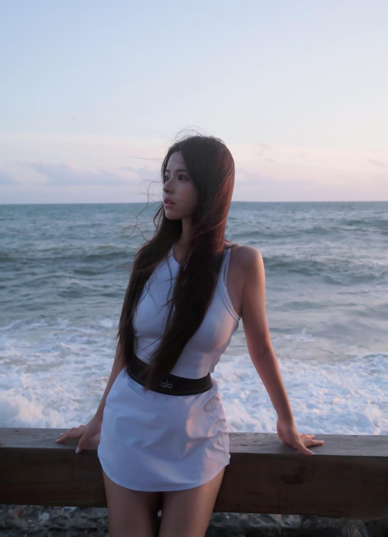 赴一场海边黄昏，让海风漫过思绪