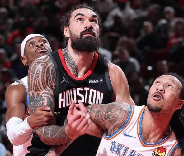 2026年NBA全明星赛东西部首发名单正式公布。火箭内线史蒂文-亚当斯获得16