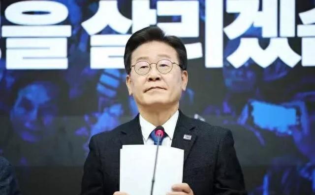 很多人对李在明的期待过高了，他已经拒绝出席九三阅兵，最让人惊讶的是，他任命的韩国
