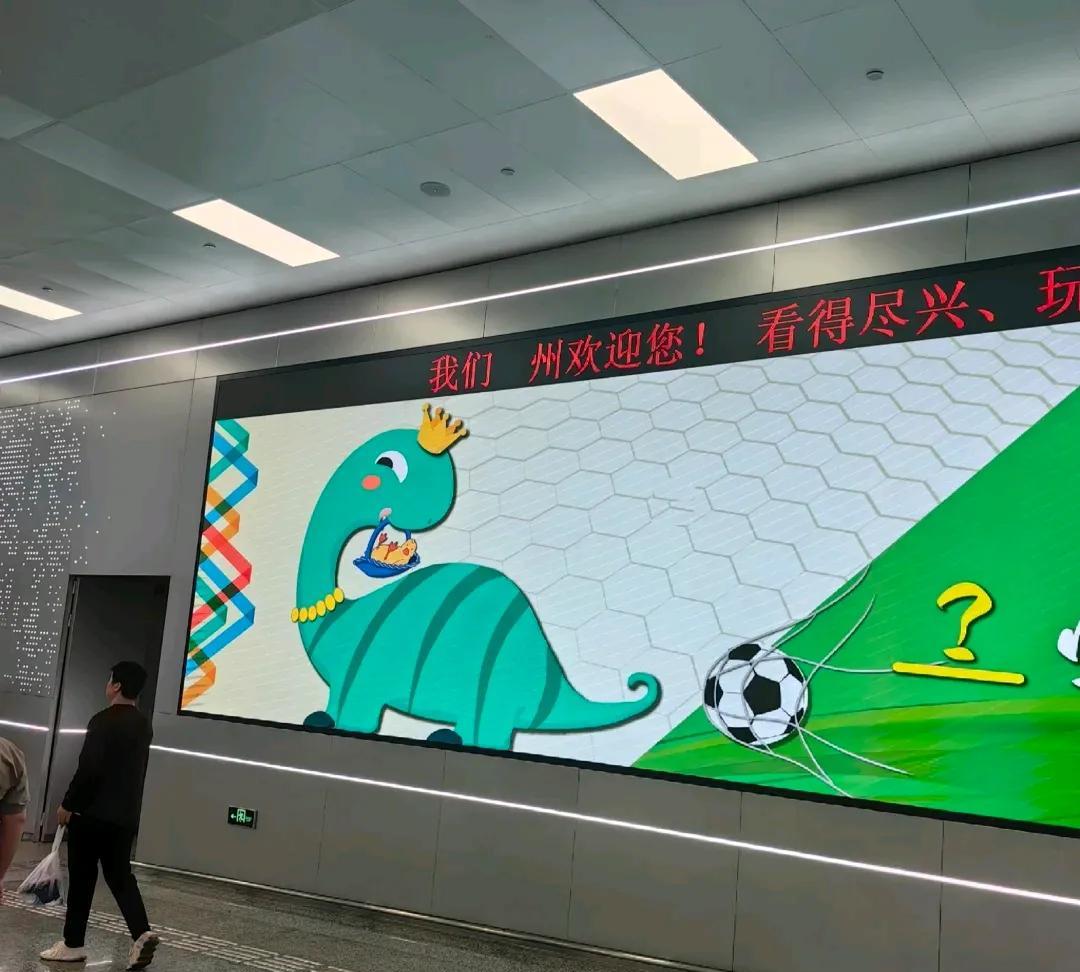 不得不说，“苏超”虽然很火爆，但对中国足球提升效果估计很有效。零星看了几场苏超