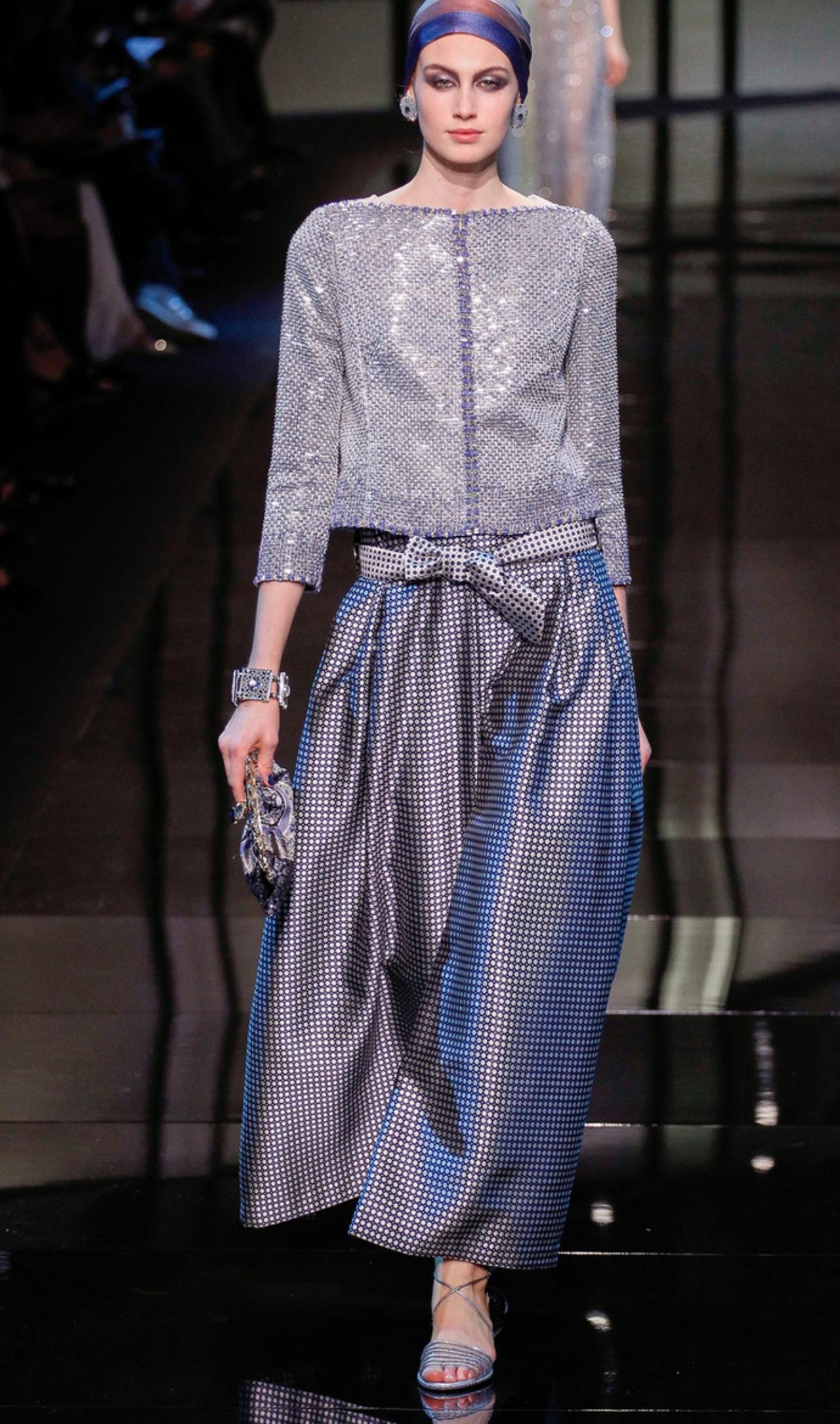 GiorgioArmani2014春夏高级定制系列，在浓墨重彩之外，还留了一