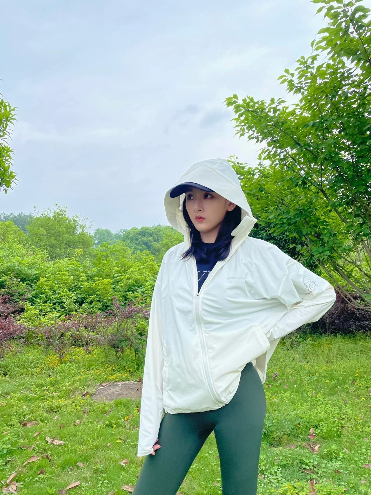 宋祖儿瑜伽裤穿搭最后一张真美啊​​​