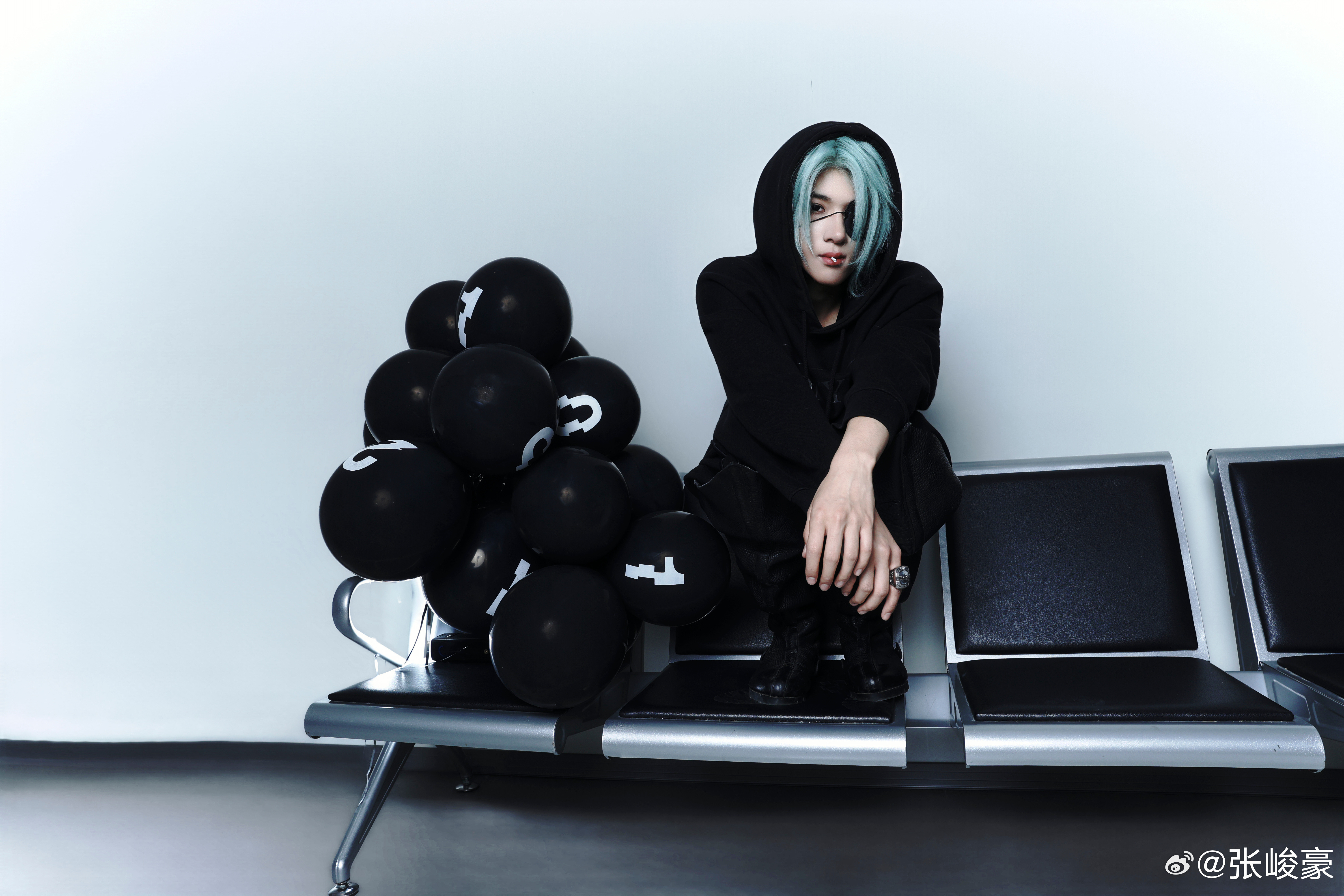 张峻豪🎵𝐸𝑃𝟐𝟎𝟏𝟎全新发色·全新𝔼𝕣𝕒张峻豪薄荷绿发色