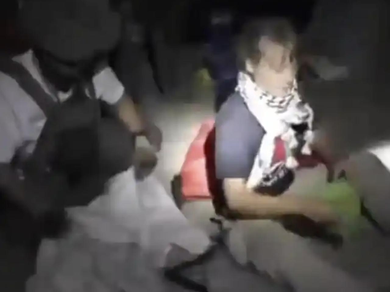 瑞典环保少女，原来承受了这么多。按照“全球坚韧船队”队员的说法，环保少女遭到