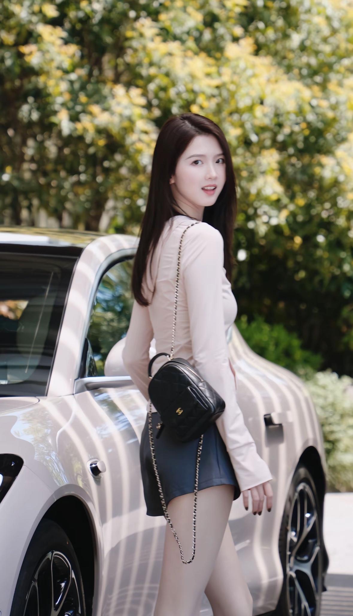 对比亚迪汽车而言，最大的竞争对手必然是上汽，在20-30万新能源SUV市场，智己