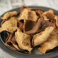 陈皮越老越值钱，主要与药效提升、成分转化、稀缺性增加、收藏属性增强及文化价值积淀