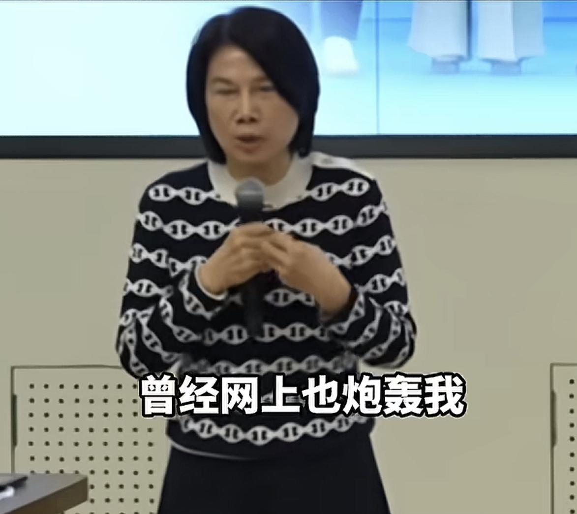 董明珠董大姐终于对曾经的“海归派”言论回应了，果然这才是她真正想表达的，她说: