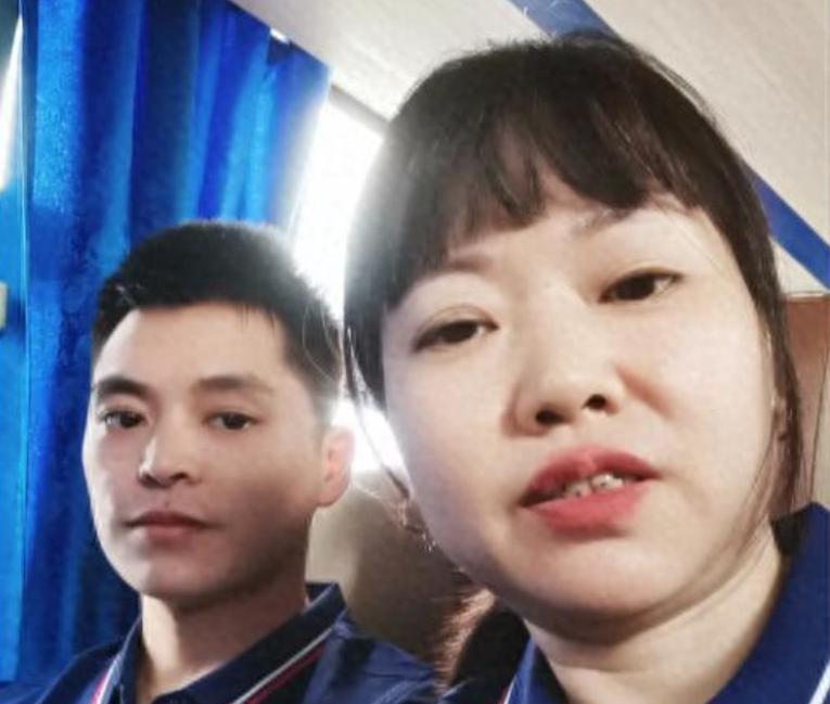 浙江小伙爱上贵州大妈，大妈大他20岁，49岁冒死生下双胞胎女儿！世界之大，无奇不