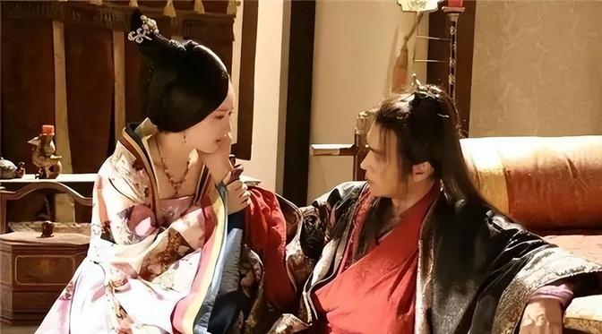 公元671年，太平公主去外祖母家串门。谁知，表哥贺兰敏之竟强行与她发生了关系。事