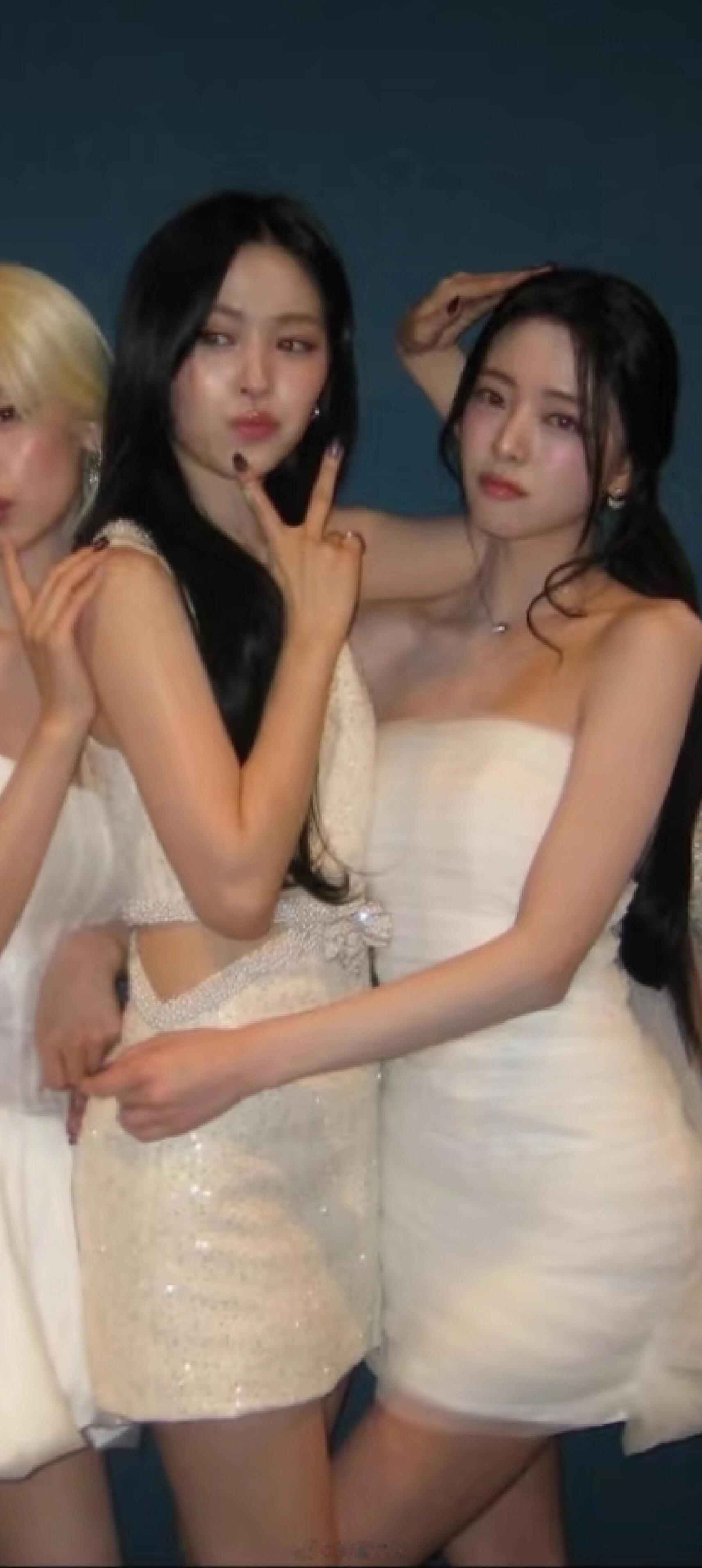 停停停这是什么拍照姿势