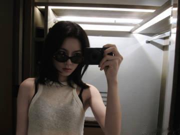 赵今麦墨镜酷girl赵今麦墨镜吊带ccd赵今麦墨镜酷girl