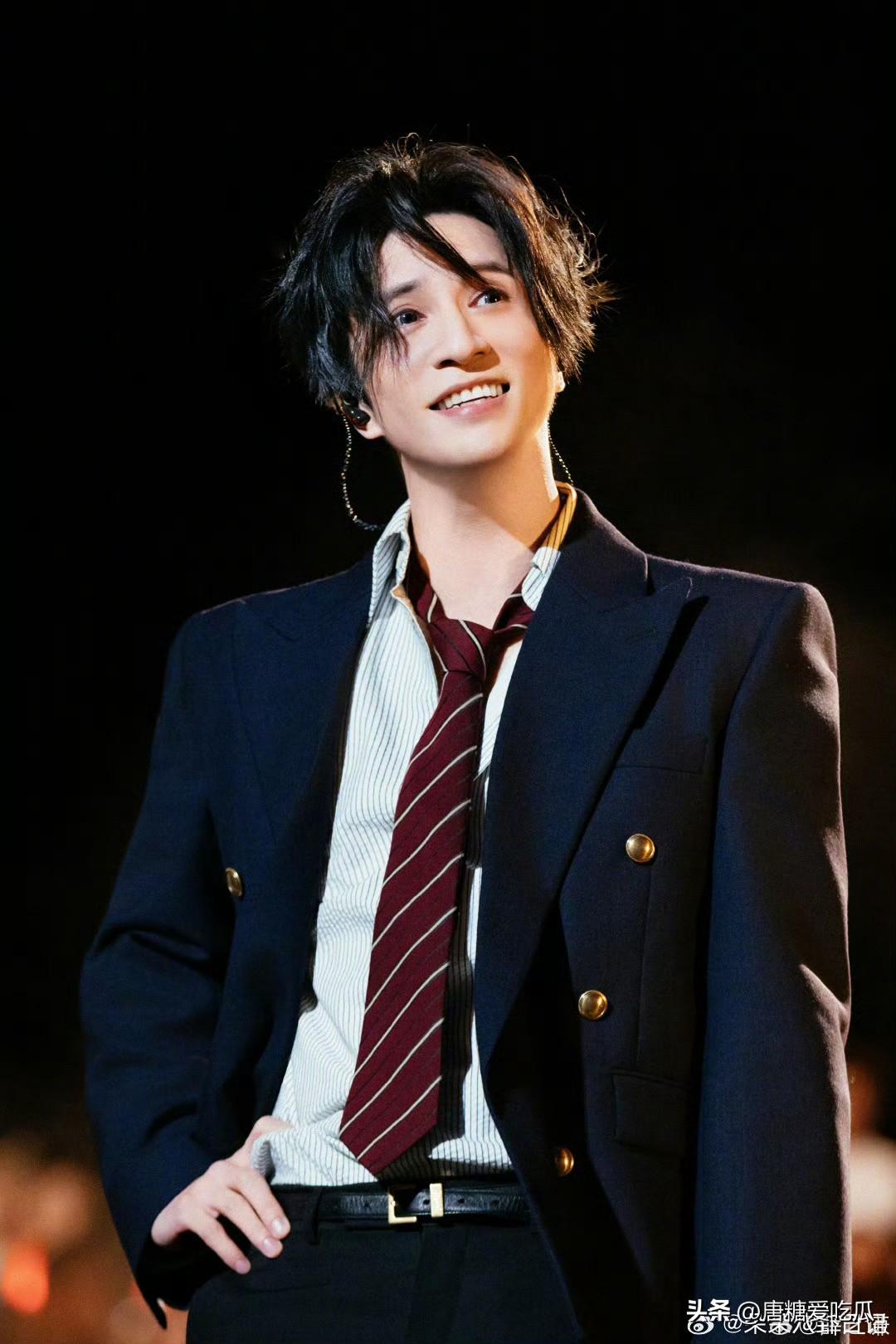 我能接受谢娜公开喊话也能接受李雨桐不了了之但我真的不能接受薛之谦一直这样受着