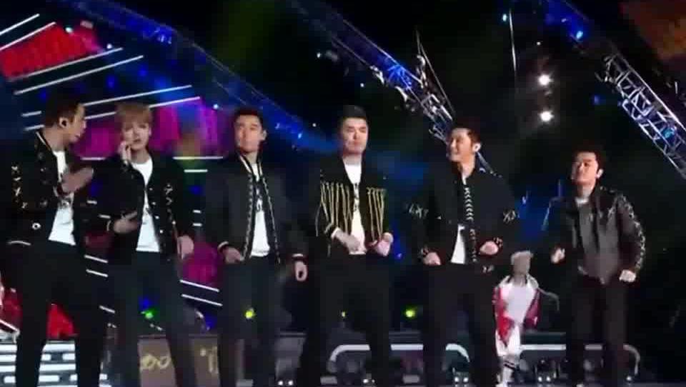 超级英雄简谱邓超_超级英雄邓超(3)