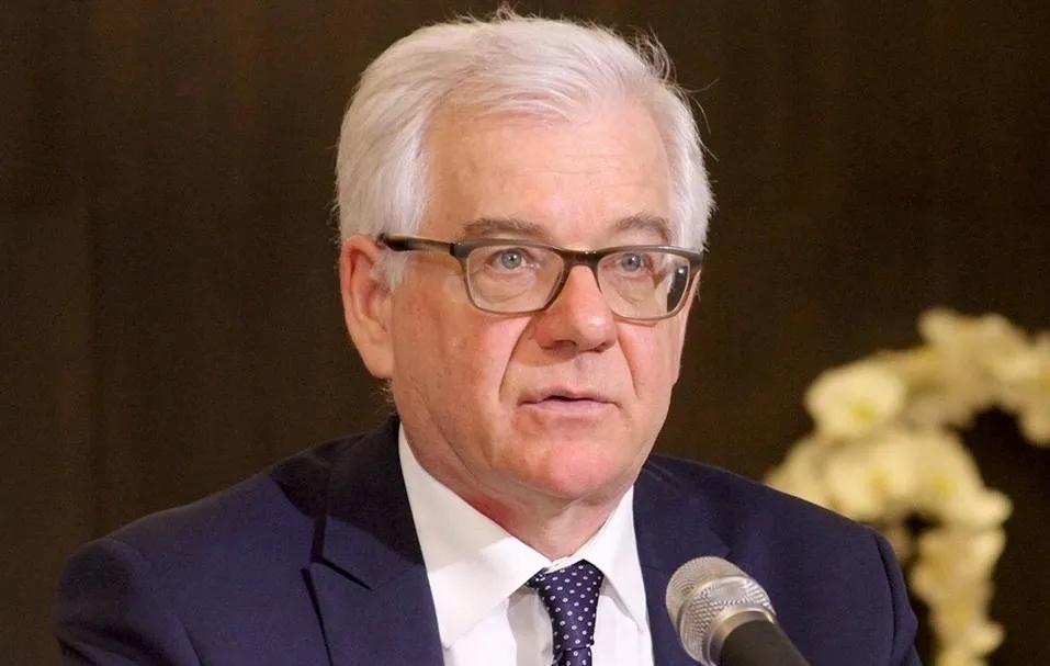 【睿智敢言】波兰前外交部长亚采克·恰普托维奇12月29日表示，乌克兰已然战败，