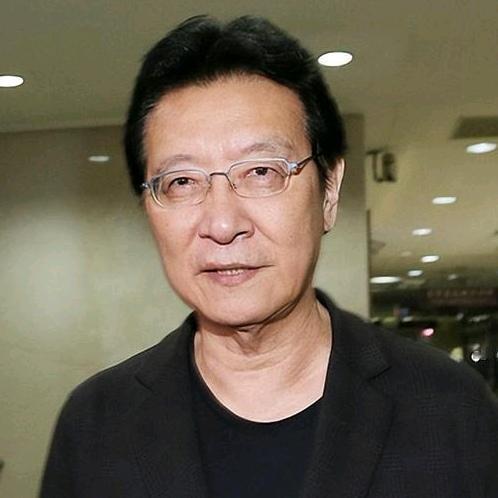 75岁的赵少康还是没活明白，不甘寂寞，胡说八道，瞎蹦跶、博眼球、蹭热度那位中