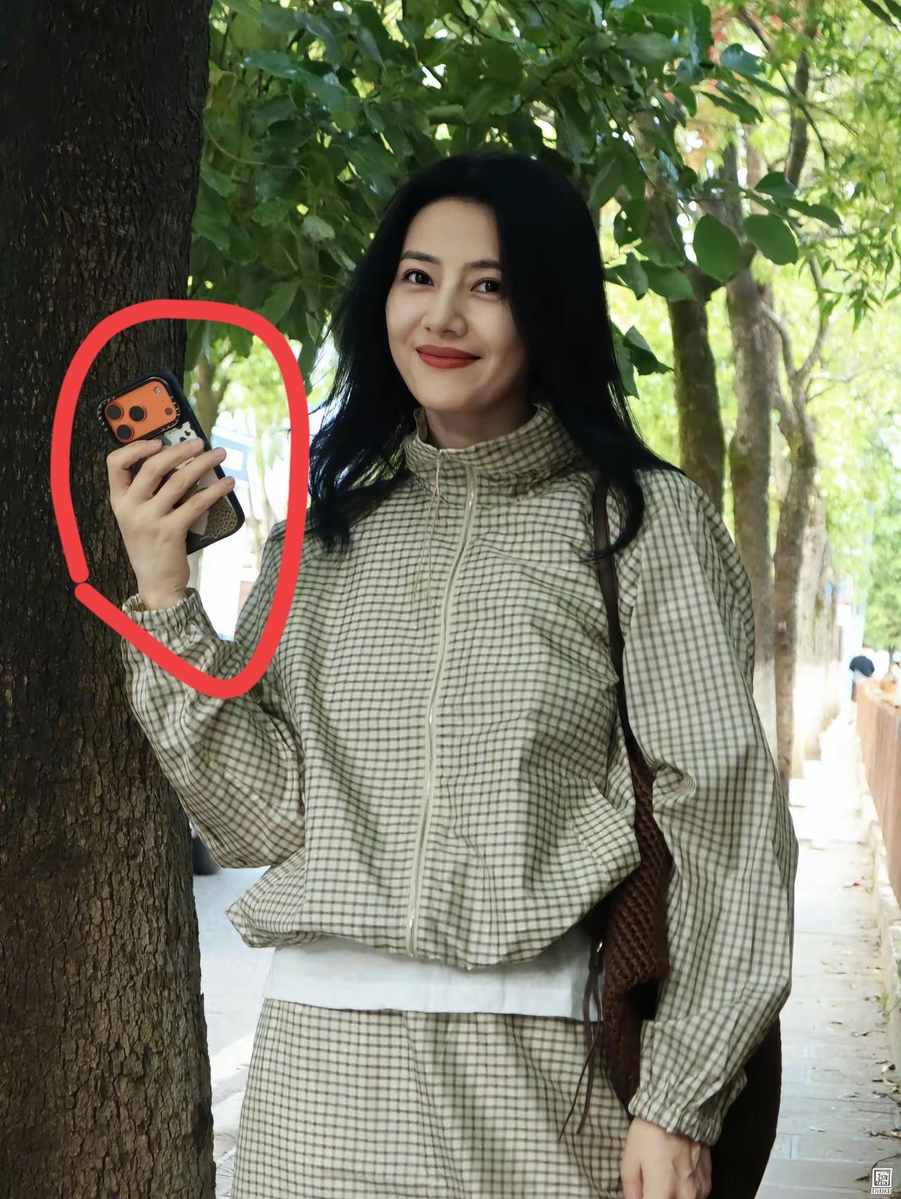 高圆圆手机是什么牌子的？非常有气质