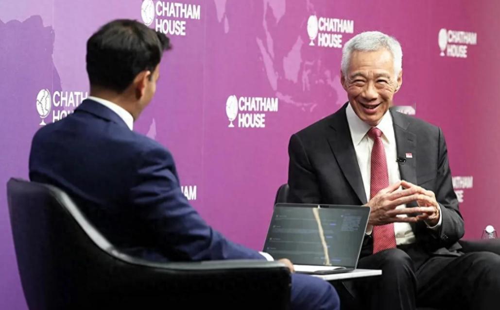 中国已经开始老了,而印度还很年轻,我对印度有自信,早晚会追上中国的,甚至赶超也不