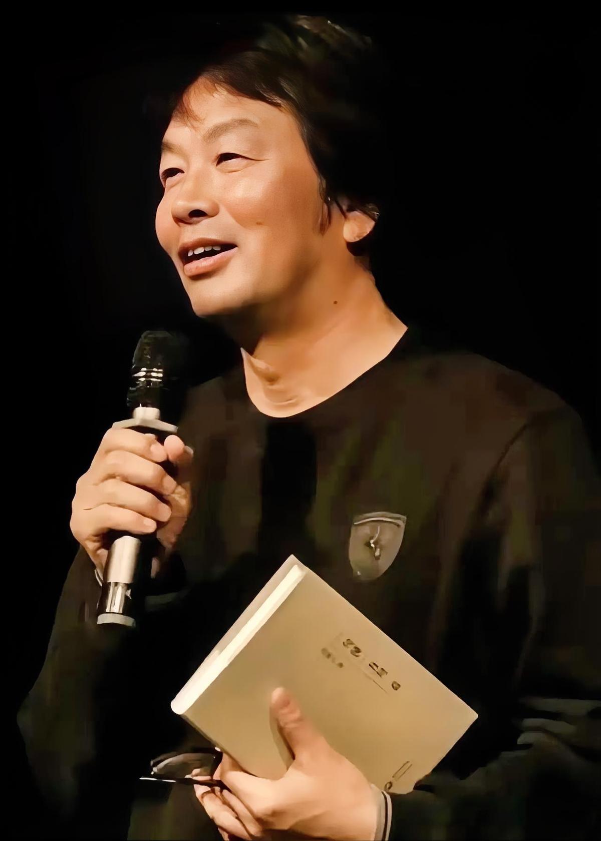 北大才子刘震云说：“当你接触的人越多，就会发现：舍不得吃舍不得穿，抠抠搜搜一辈子