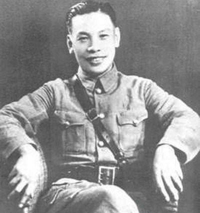 宋美龄与蒋经国争斗长达51年，但躺在手术床上时，却是小蒋照顾。从宋美龄嫁给蒋介石