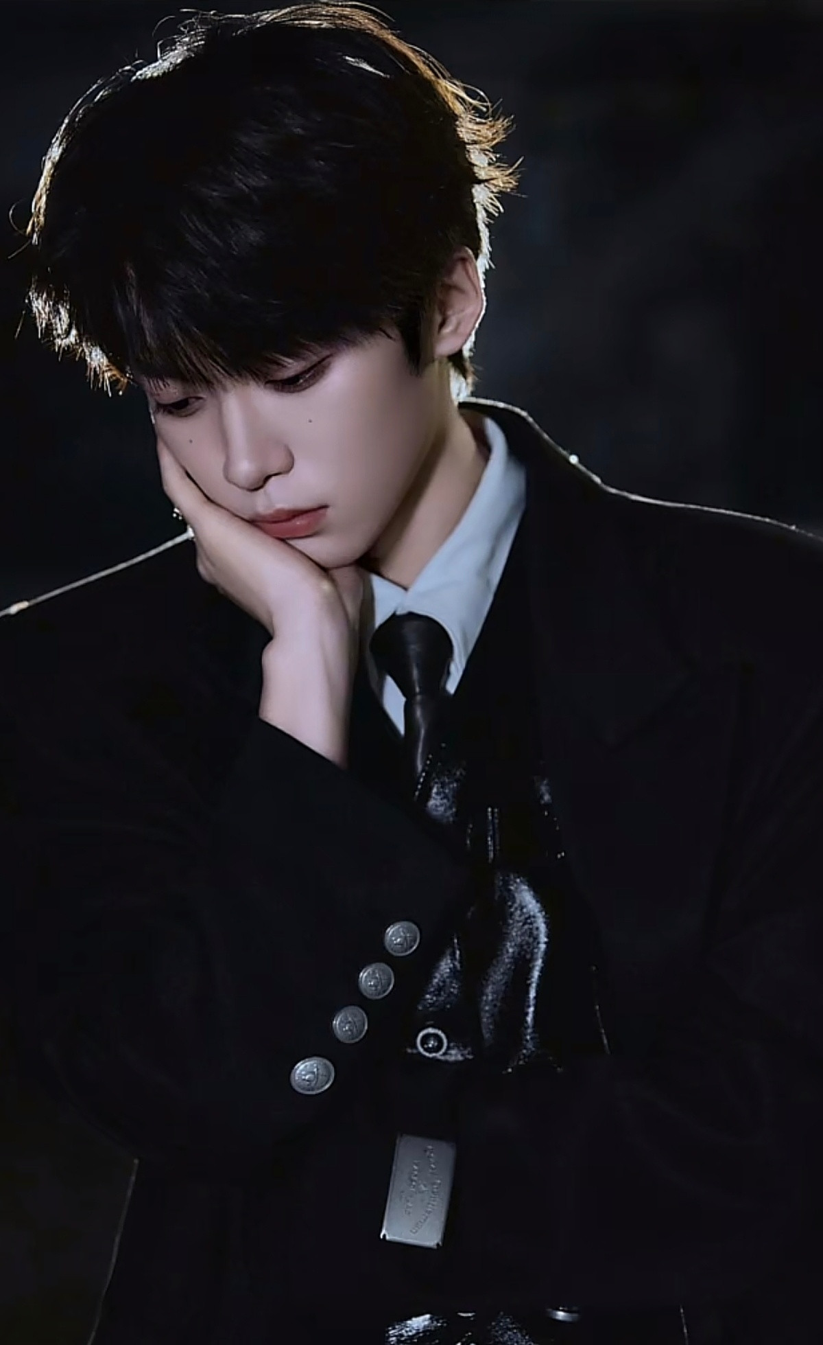 以前审美vs现在审美世界上最标准的眼下对称痣