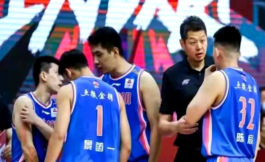 《中信集团接手四川男篮？这波操作野心藏不住！》四川男篮换金主的消息一爆，球迷