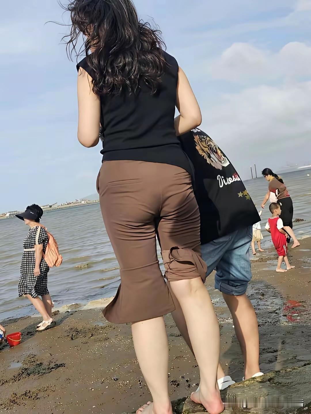男人们记住了女人不回你信息就是不爱不要听她讲多么好听的理由都是骗人的她