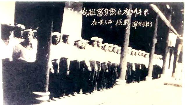 黄埔军校创办之初，可谓赤手空拳。孙中山批示拨发军校三百支枪，但粤军司令部推诿扯皮