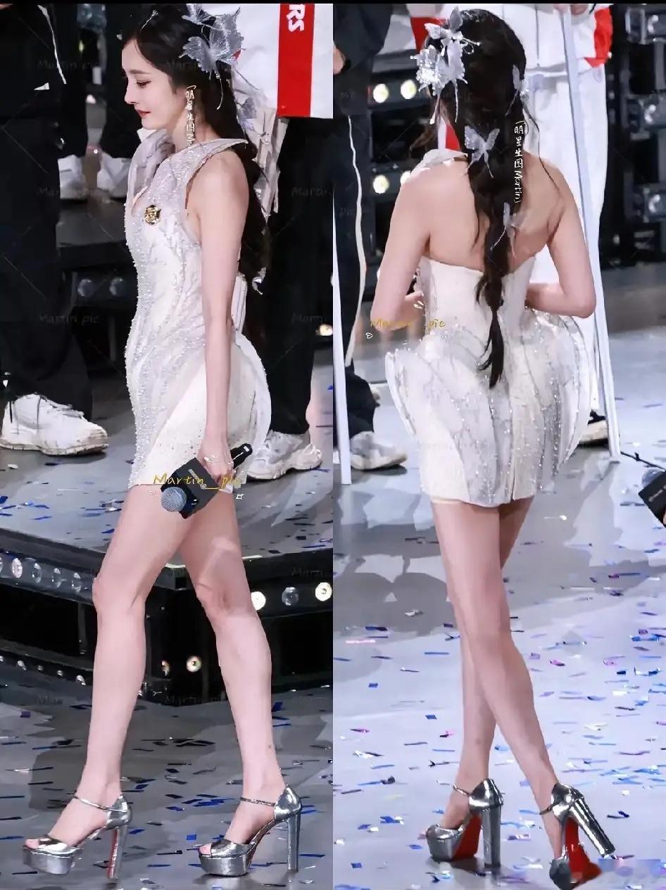 杨幂地位为啥这么稳，我终于知道原因了，并不是因为她演技有多强，而是因为她这个人足