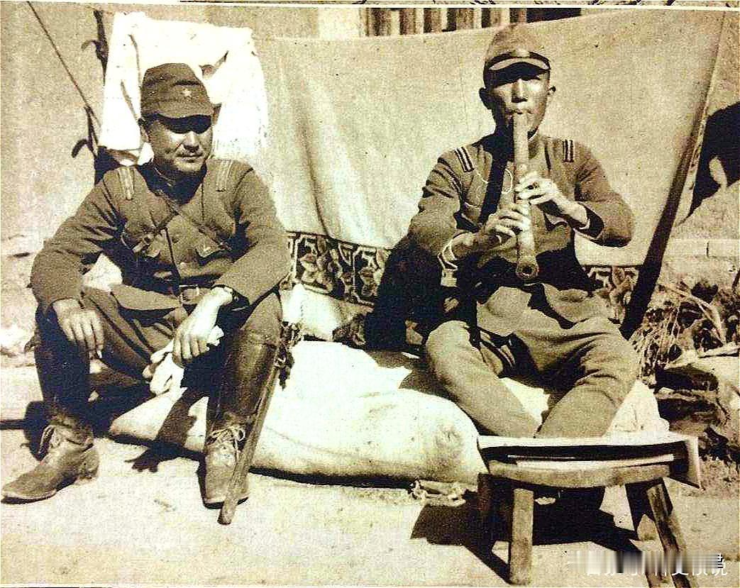 1947年国军中将斩解放军信使，怒骂“共军不配讲规矩”，结局大快人心！19