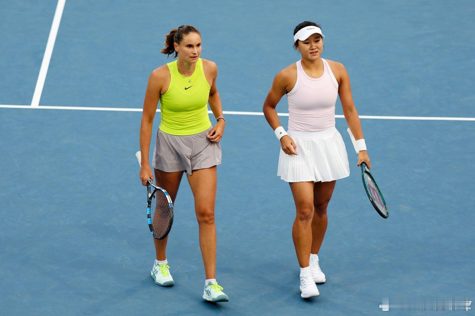 WTA1000辛辛那提站🇺🇸女双8进4，郭涵煜/帕诺娃对手克赖奇科娃/奥斯塔