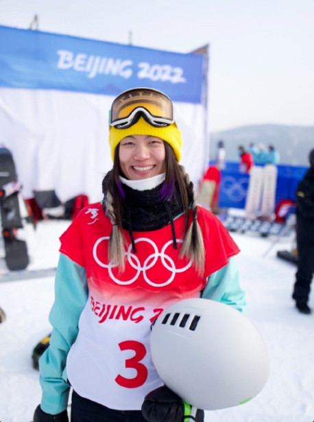 大家看到了吧？这就是极限运动的风险。刘佳宇这下其实还好，但是即便是这么多保护措施
