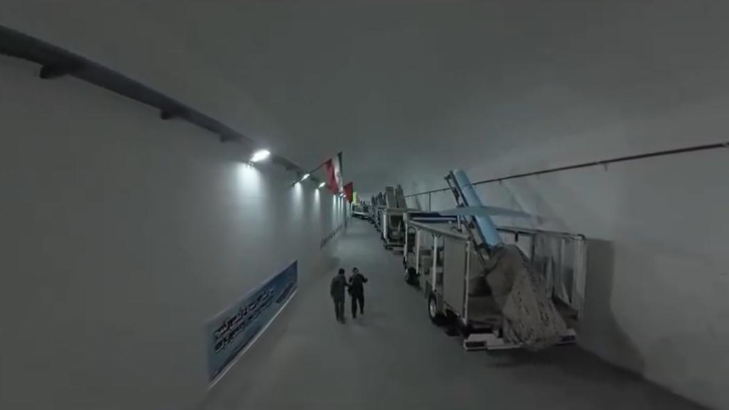 小看伊朗了，伊朗还有大家伙，还有大杀器了。这次曝光的，是伊朗的海底反舰导弹基