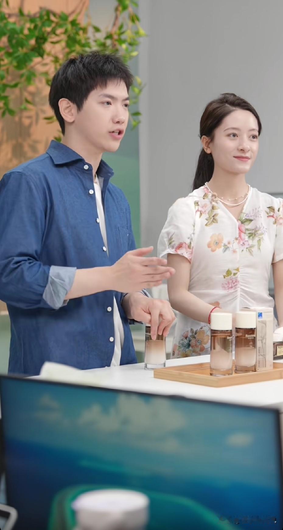 6月9号，董宇辉出圈四周年的日子，今天与辉同行和兰知春序全体主播都没有休息，与辉