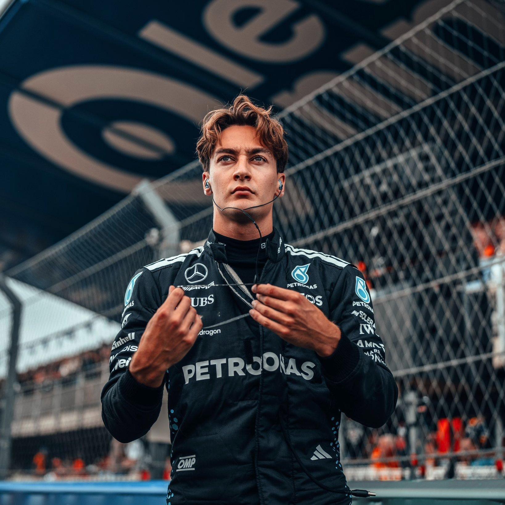 拉塞尔接受英国媒体《每日电讯报》采访时谈及合同细节，新合同之中有一项特别条款，只