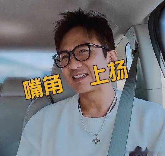 李小冉看五哈半夜不想睡觉哈哈哈哈哈李小冉这波是懂《五哈》的！那些运海鲜、打篮球、
