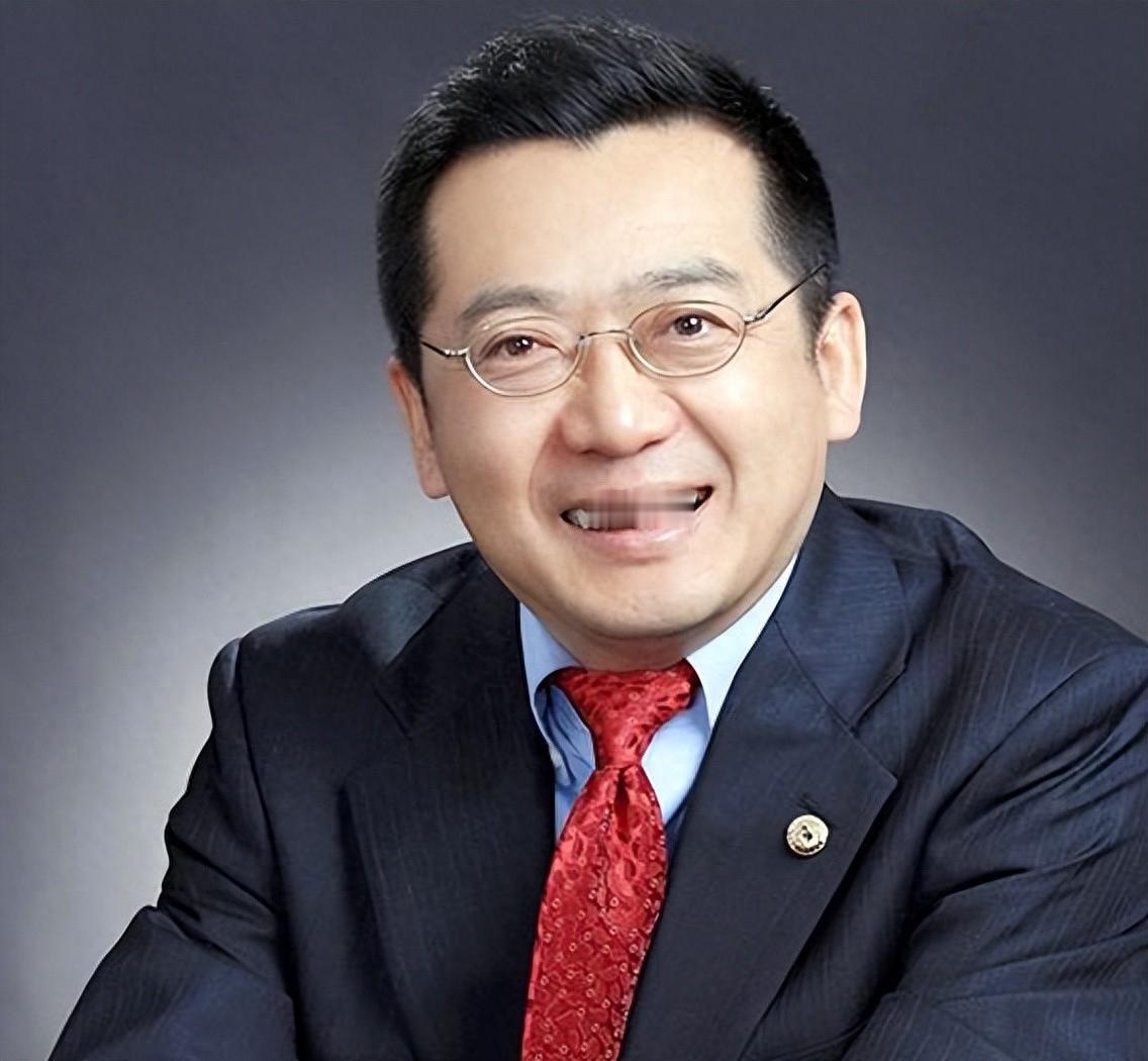美国慌了！中国出现第二个钱学森，百般阻拦登机回国，印度还想向其索要核心机密