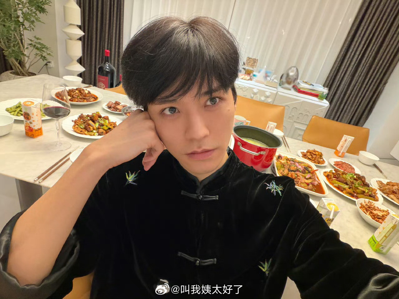 有网友说龚俊一直扑街就是长得没有观众缘，大家怎么看？