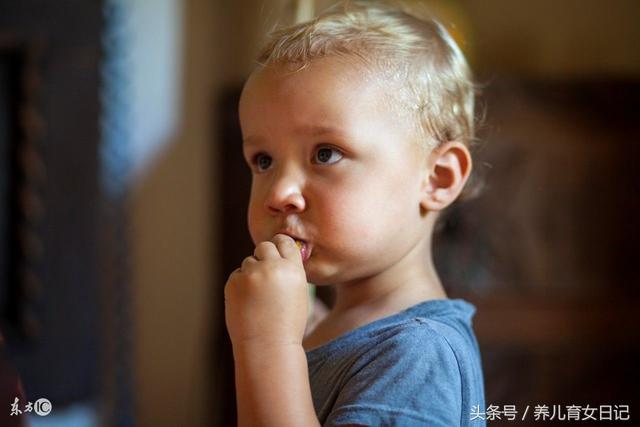 为什么哄孩子睡觉对妈妈来说是一件非常折寿的事?