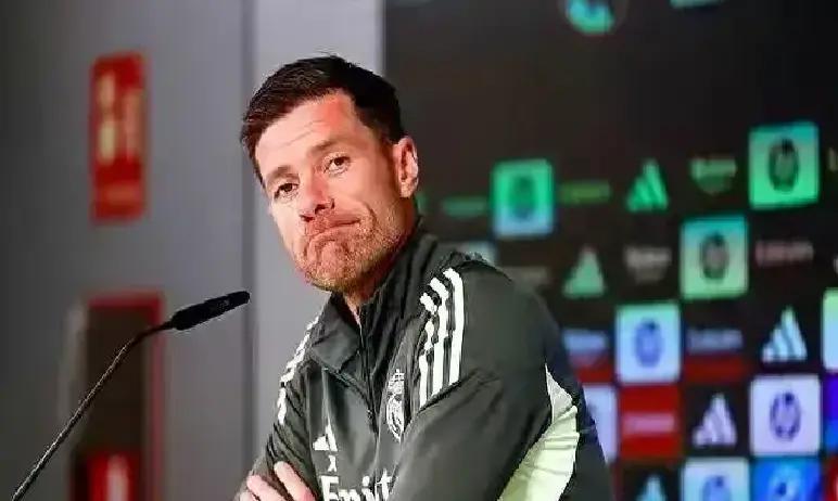 皇马欧冠输了，意料之中。意外的是阿隆索，本来铁定走人，现在反而有转机。