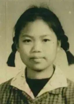 1977年12月14日，31岁的李九莲被押到了刑场。倔强的她怎么也没有想