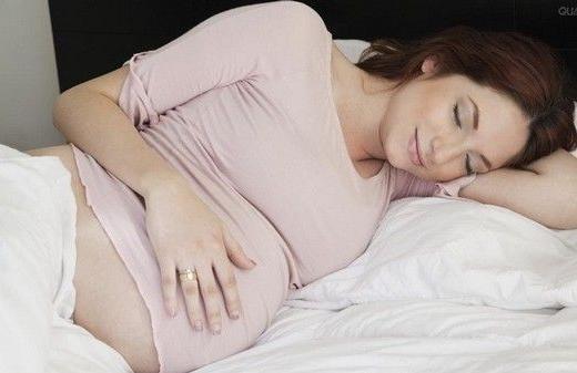 羊水破了准妈妈会有什么感觉? 一般破水后多久会生?