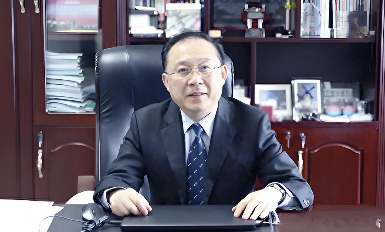 王传福爱将廉玉波，当选中国工程院院士！11月21日，中国工程院2025年院士增选