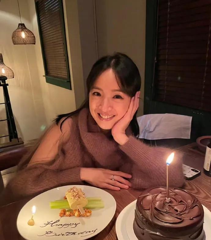 【两地分居！林依晨十周年喜迎二胎儿子】42岁林依晨6月14日平安诞下3060克