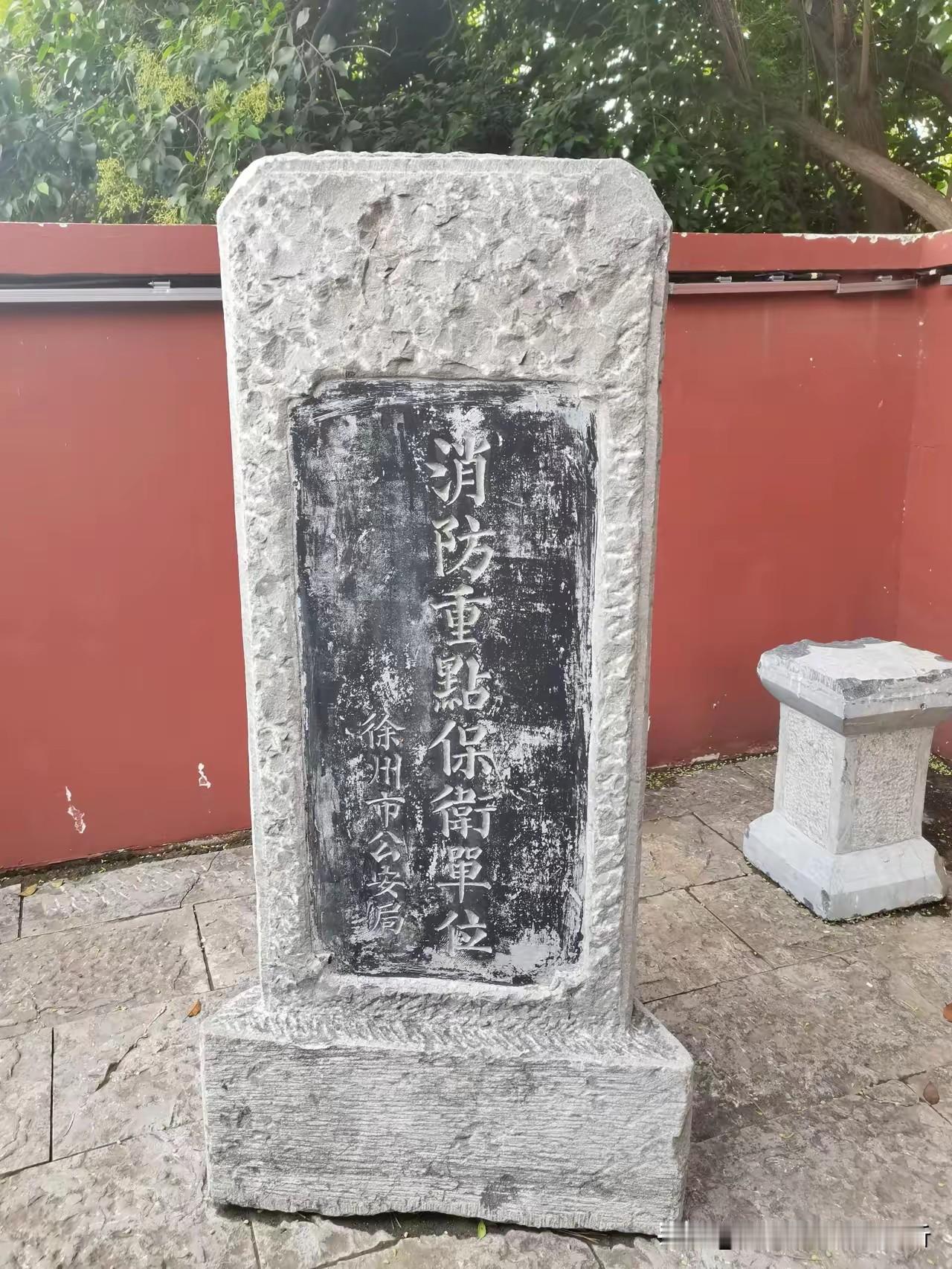 就不能做的干净精致一点吗