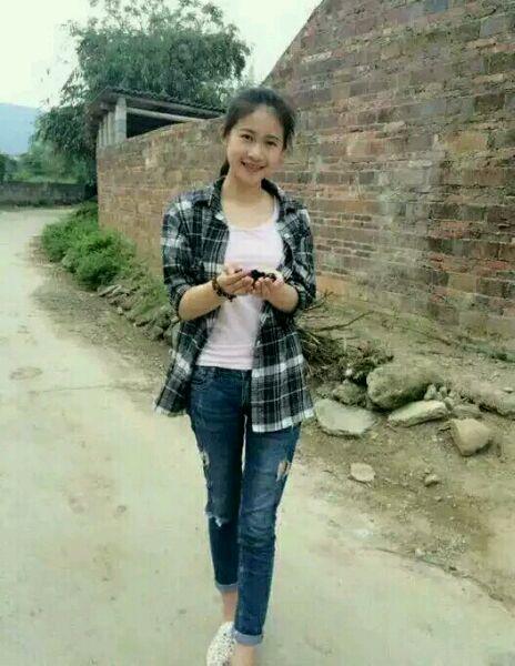 孕妇怀孕老公未曾陪同产检, 无意之间看到一个人, 才明白了