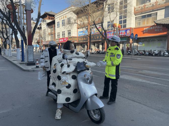 该顺应百姓需求，电动车不该严查？是交警错了还是你的心态变了？最近电动车严查