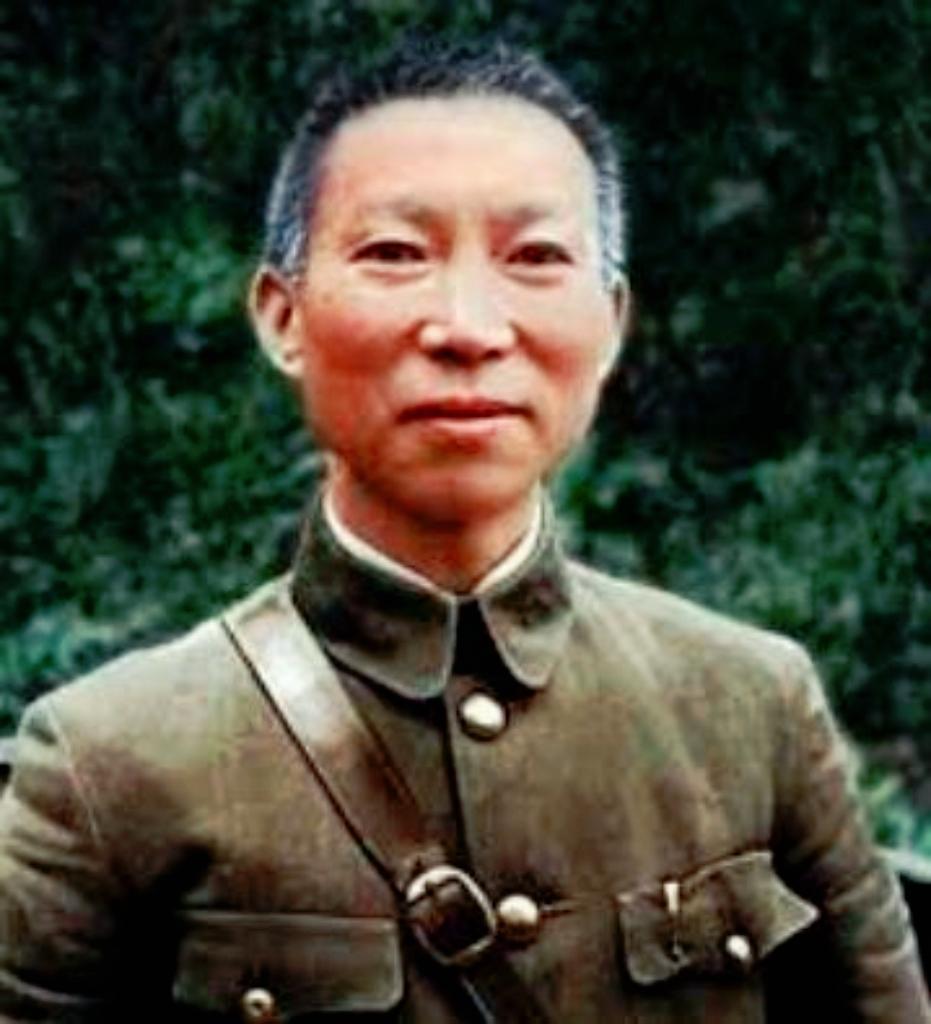 抗日上将李汉魂，调8个师压着日军打，在狭地聚歼一万多纯种日军有人瞎吹李汉魂单调