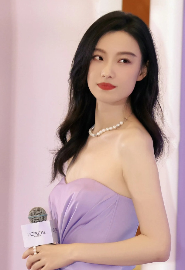 倪妮的这个造型你喜欢吗？